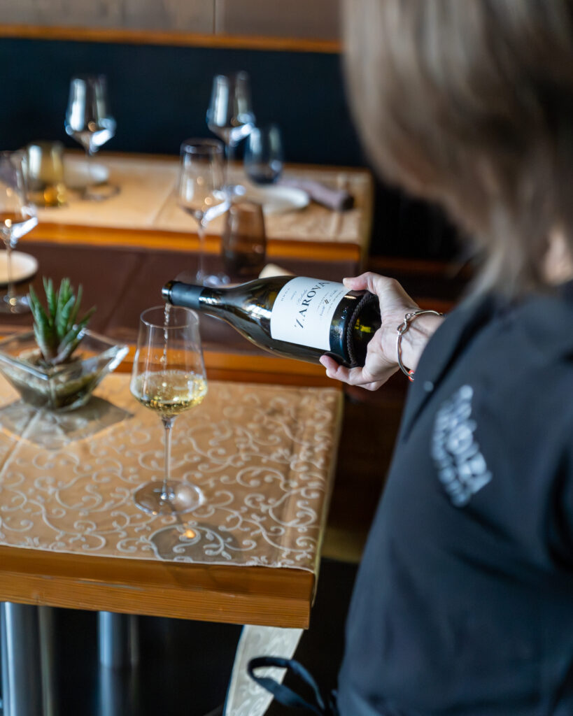 Vinska karta fine dining restavracije Rizibizi Portorož – 300+ etiklet